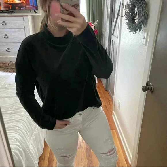 Banana Republic Factory Velvet Mock Neck Longsleeve‎ | Size Medium cotton blend - Picture 1 of 9